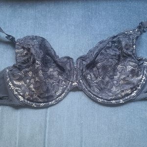 Wacoal Black Lace 34DD bra (5 for $20)